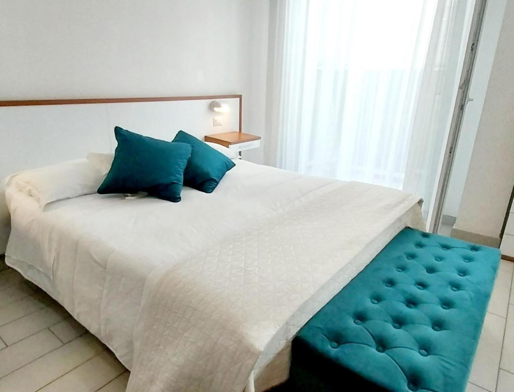 Hotel Brotas Ρίμινι Εξωτερικό φωτογραφία