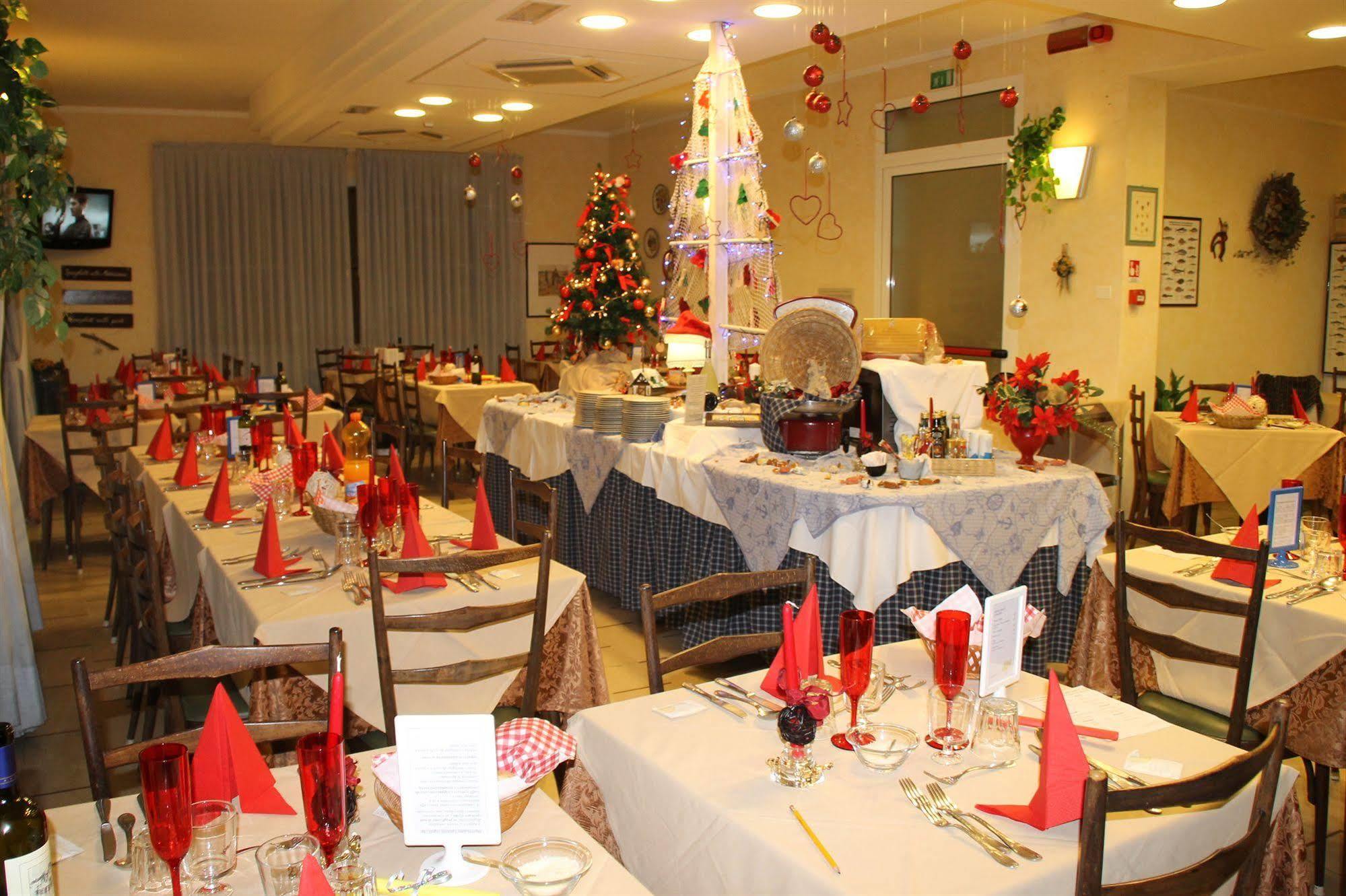 Hotel Brotas Ρίμινι Εξωτερικό φωτογραφία