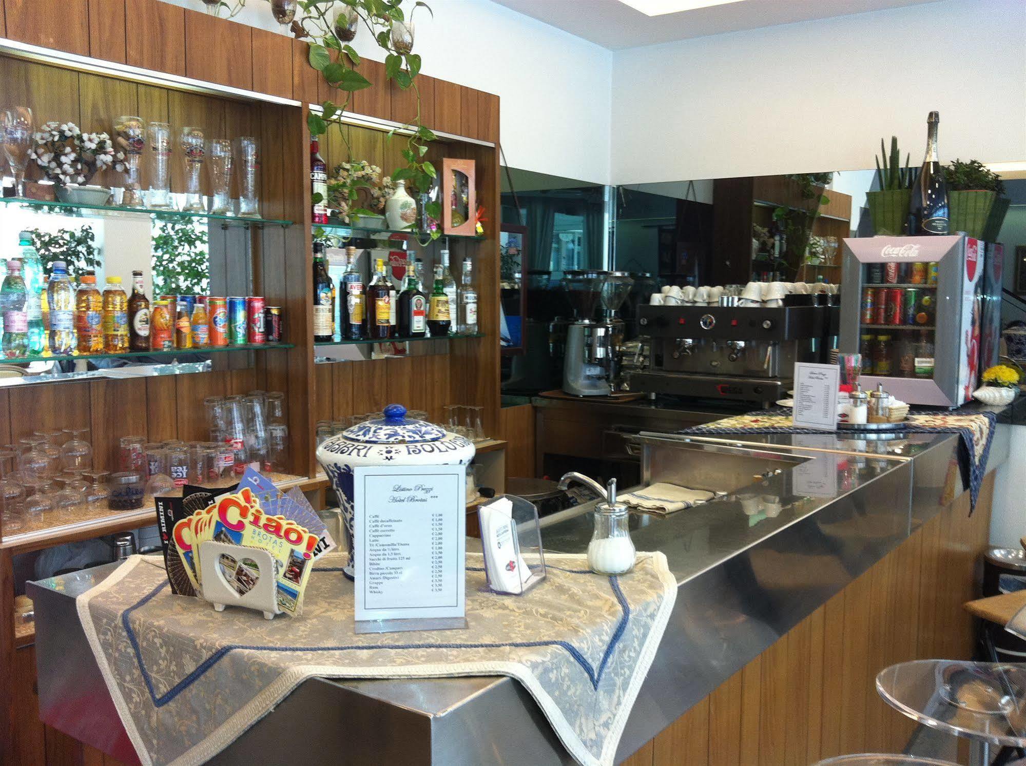 Hotel Brotas Ρίμινι Εξωτερικό φωτογραφία